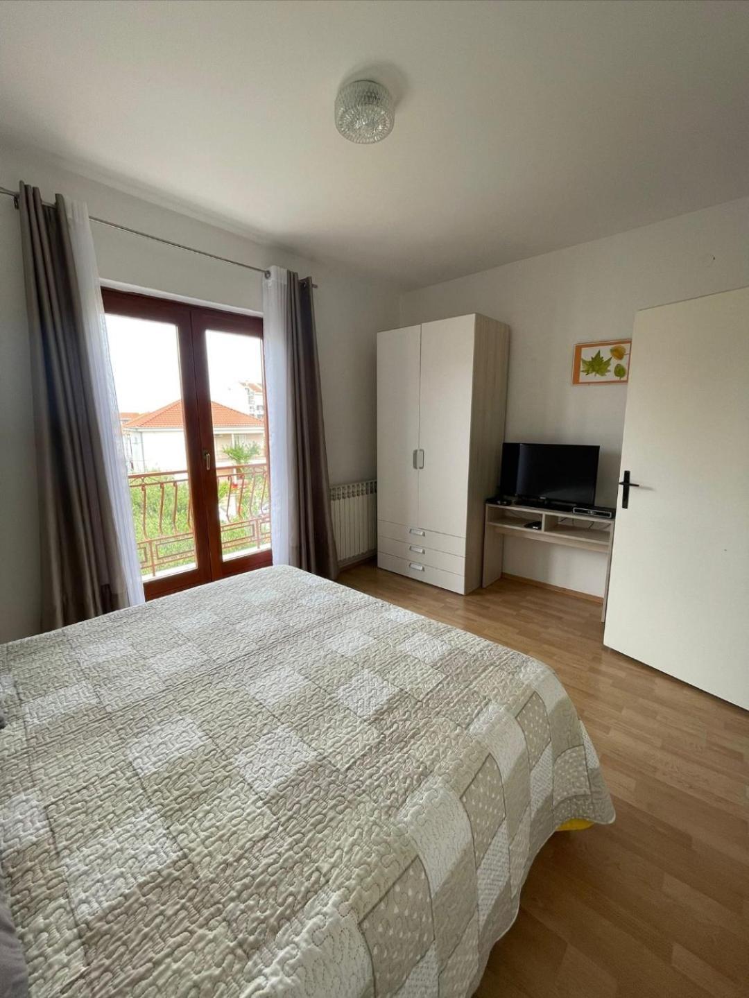 Apartments Kekel Biograd Na Moru Exterior photo