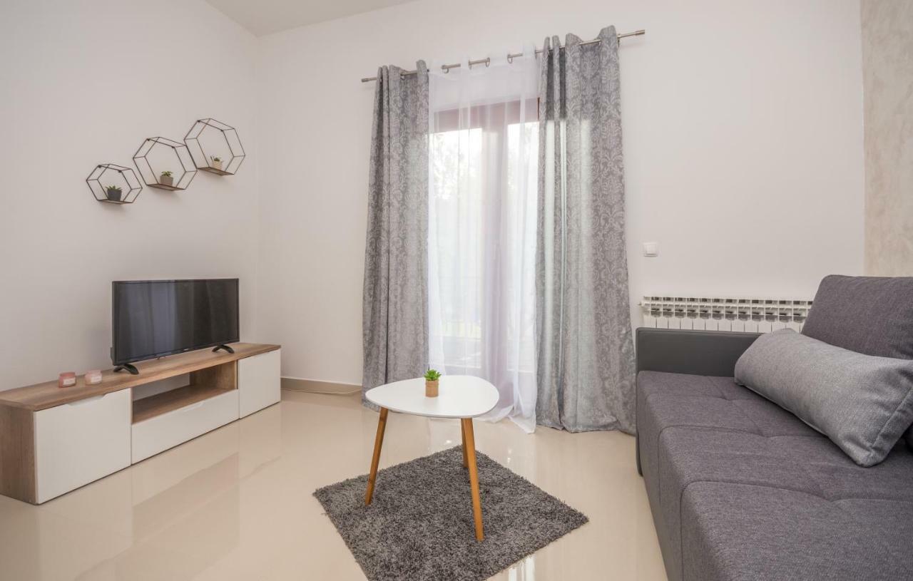 Apartments Kekel Biograd Na Moru Exterior photo